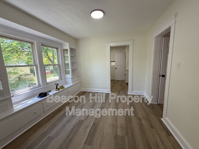 Foto del edificio - 3524 E 143rd St