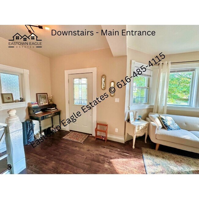 Building Photo - 841 Wealthy St SE