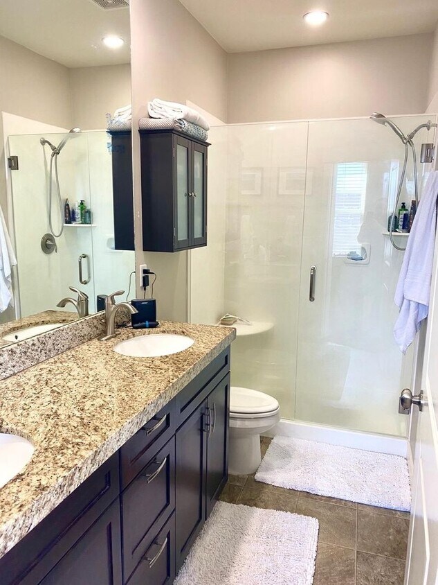 Beautiful 3 Bedroom Townhome in Daybreak! - Beautiful 3 Bedroom Townhome in Daybreak!