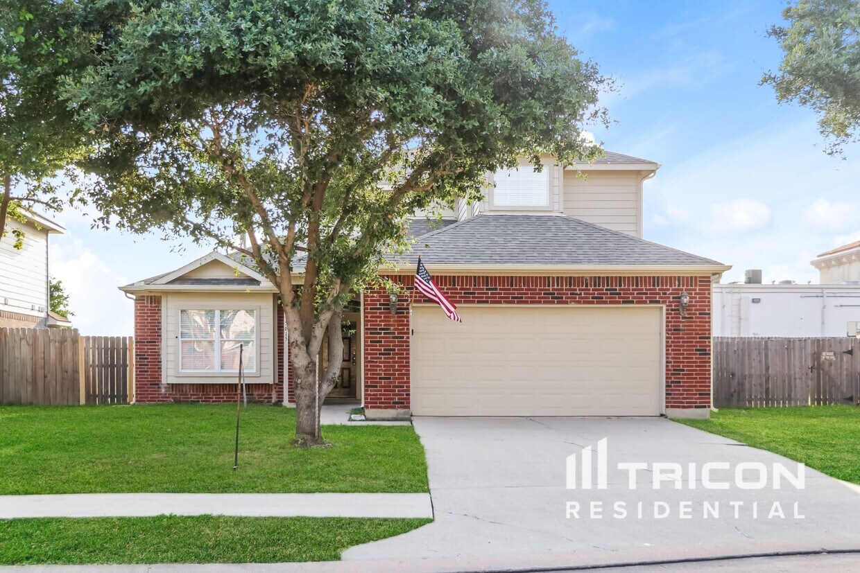 Foto principal - 5615 Bear Paw Cir