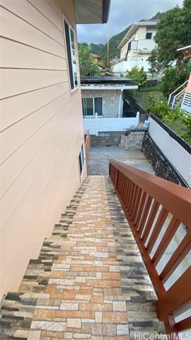 Building Photo - 1594 Wailele St
