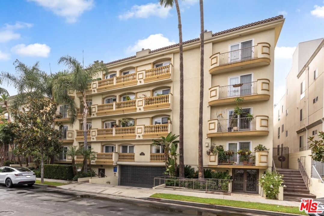 Foto principal - 123 S Clark Dr