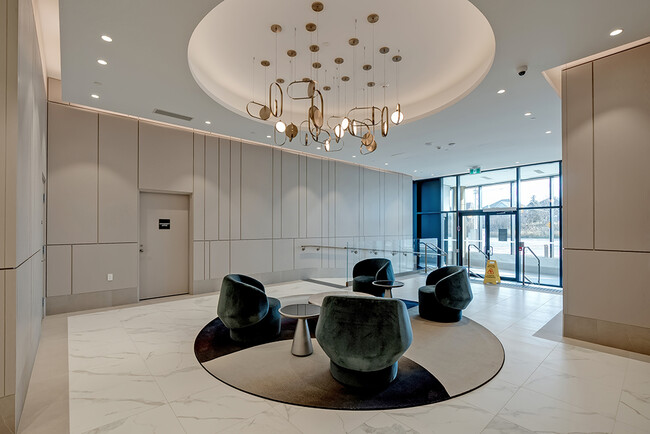 Lobby - 1415 Dundas St E