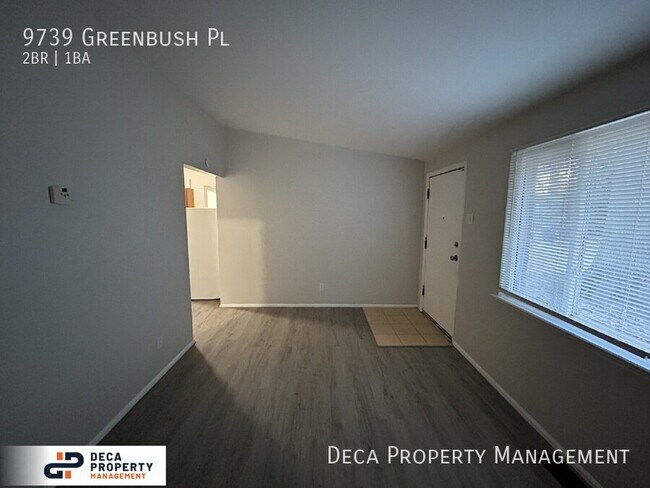 Building Photo - 9739 Greenbush Pl