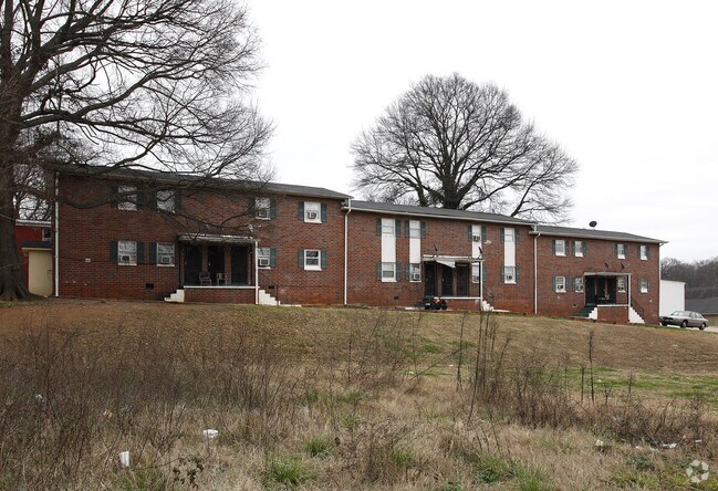 Foto del edificio - The Flats at Summer Hill