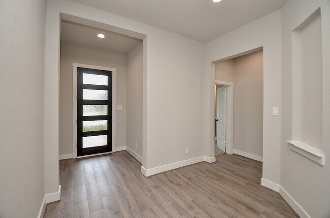 Building Photo - 3506 Gore Creek Dr