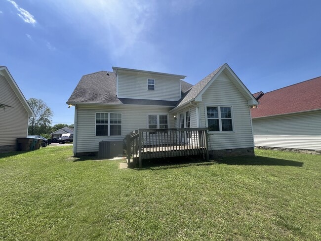 Building Photo - 2812 Hydes Ferry Rd