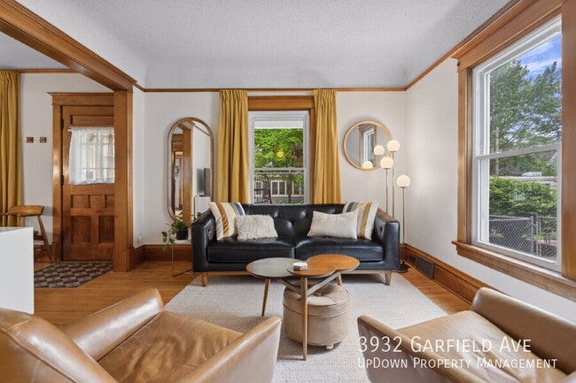 Foto del edificio - 3932 Garfield Ave