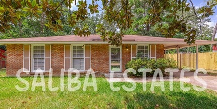 Building Photo - 2805 Engleside Dr