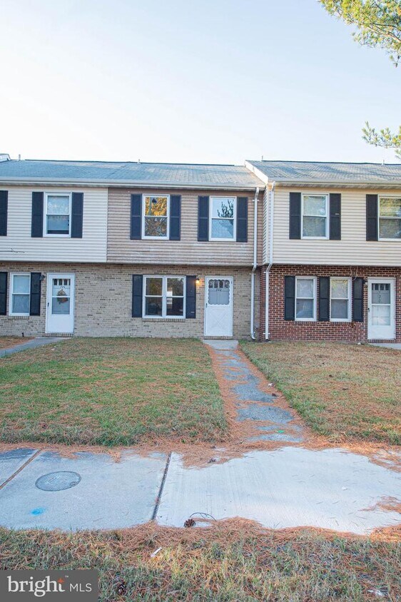 722 Hemlock St, Salisbury, MD 21804 Townhome Rentals in Salisbury MD