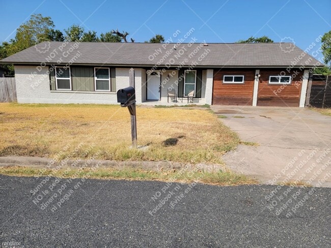 Building Photo - 3 br, 2 bath House - 3520 Roanoke Dr