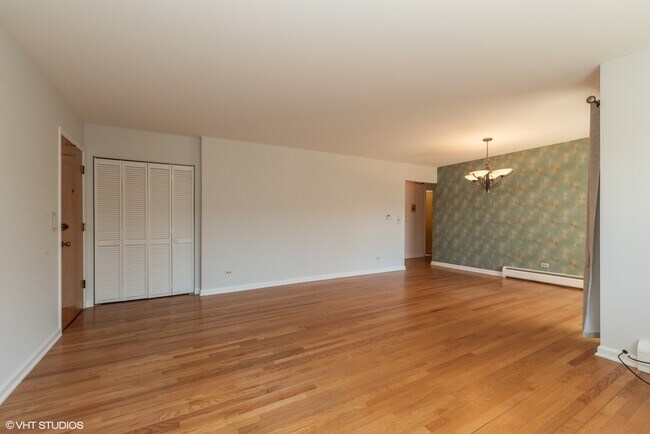Foto del edificio - 3552 N Oleander Ave
