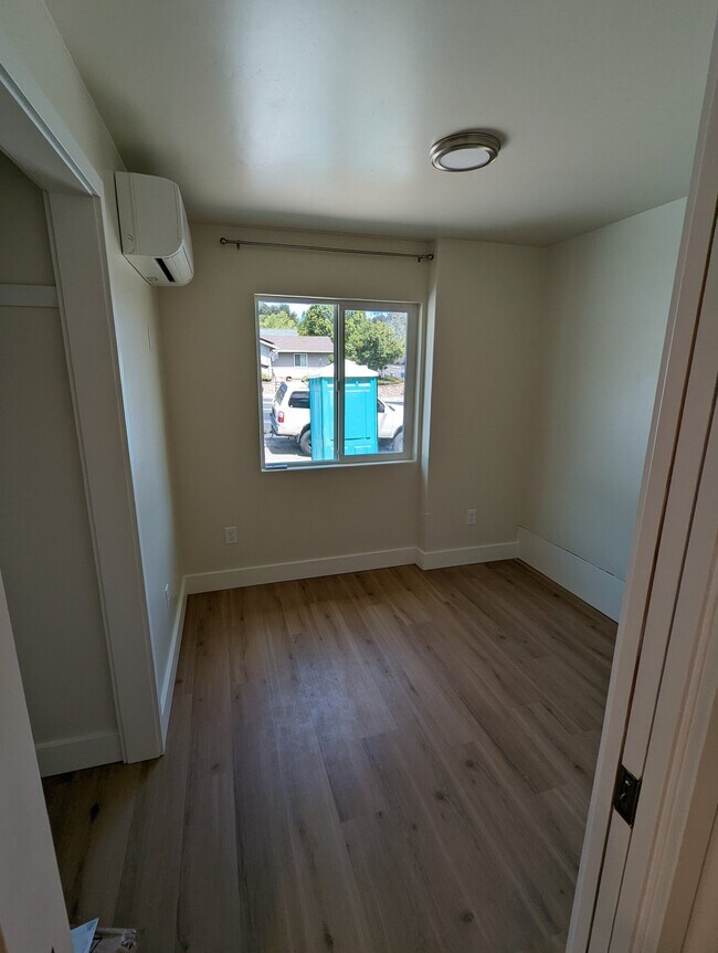 Foto del edificio - 3597 Johnson Ave