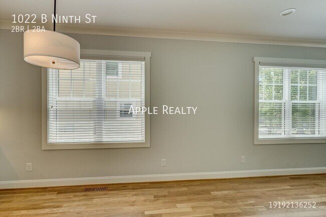 Building Photo - 1022 Ninth St B - Available Mid September ...