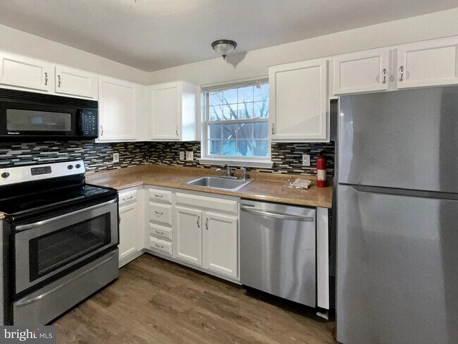 Foto del edificio - 4719 Rollingdale Way