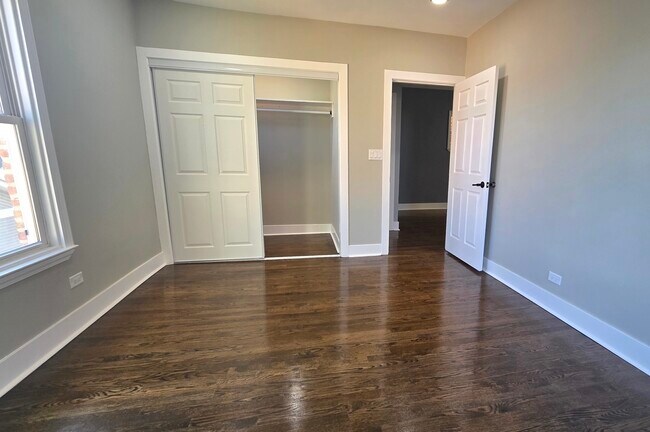 Foto del edificio - 3051 N Austin Ave