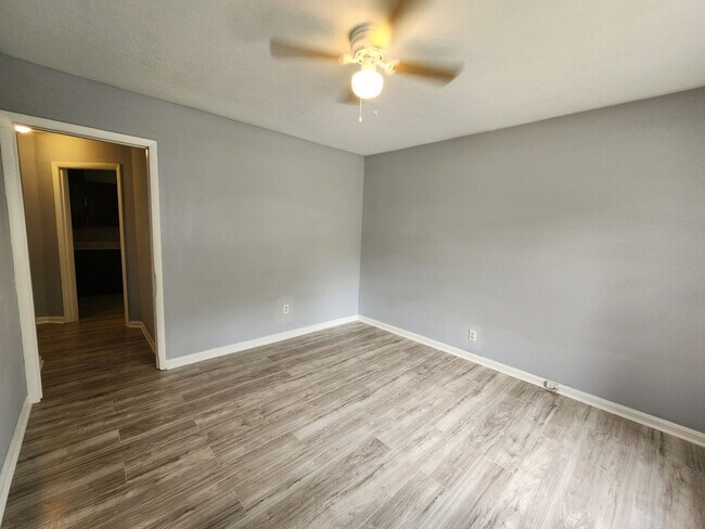Foto del edificio - 2639 Willow St