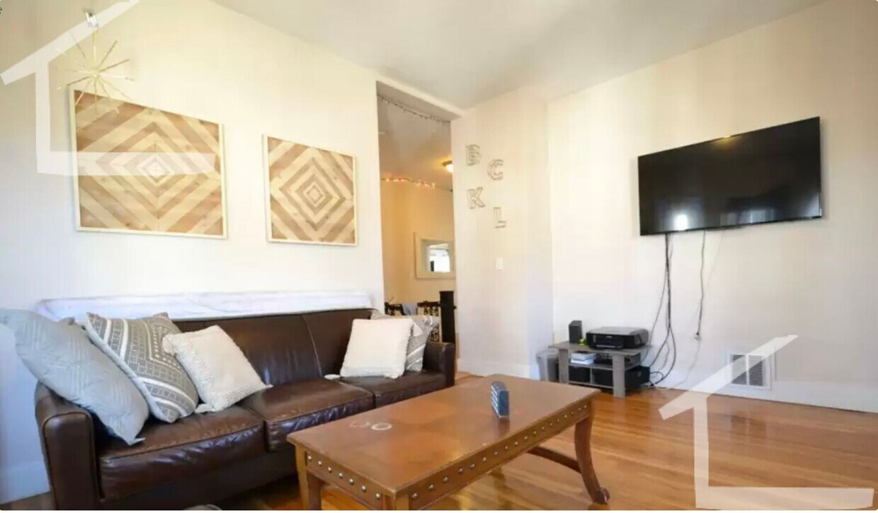 Foto del edificio - Top-notch and stunning apartment