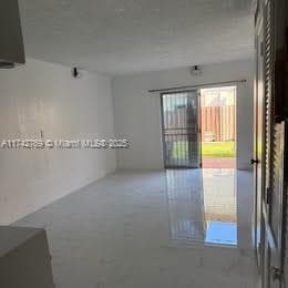 Foto principal - 21 SW 109th Ave