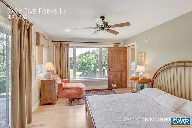 Foto del edificio - 3795 Five Forks Ln