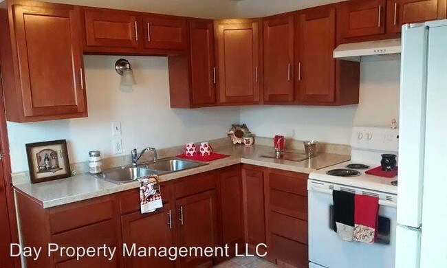 Foto del edificio - 2 br, 1 bath Apartment - 701 George St.