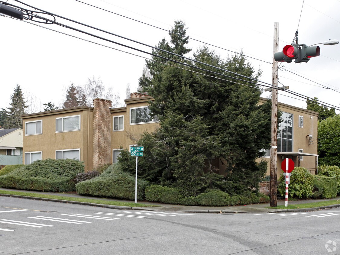 Building Photo - 5505 40th Ave NE