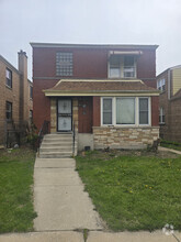 Building Photo - 8851 S Blackstone Ave