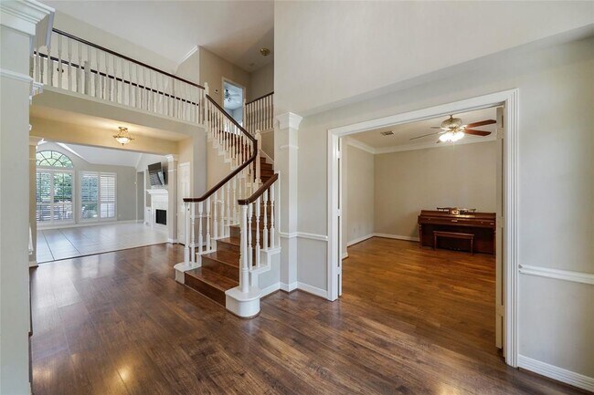 Building Photo - 63 Ivory Moon Pl