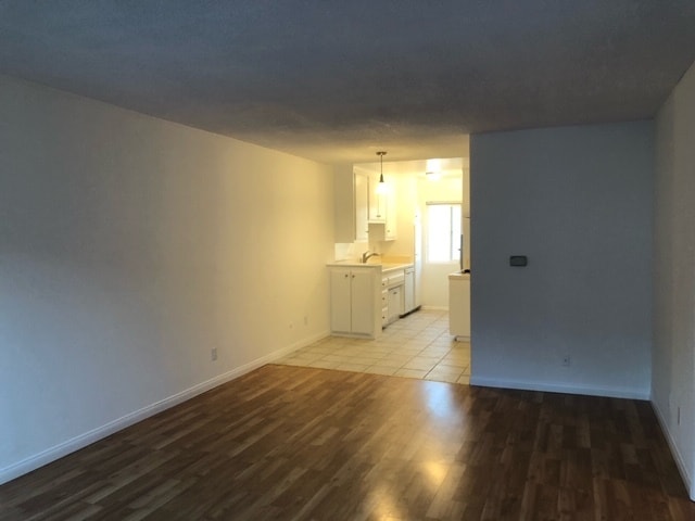 Building Photo - Pacu Apartments