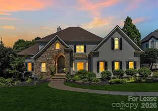 Building Photo - 18928 Peninsula Point Dr