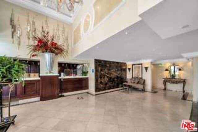 Building Photo - 10390 Wilshire Blvd