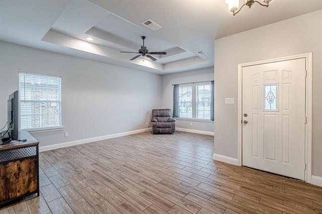 Foto del edificio - 4811 Henry St