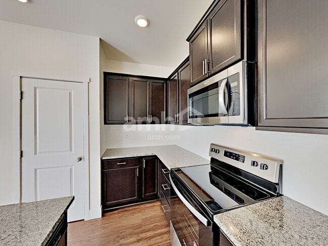 Building Photo - 12726 81st Ave Ct E