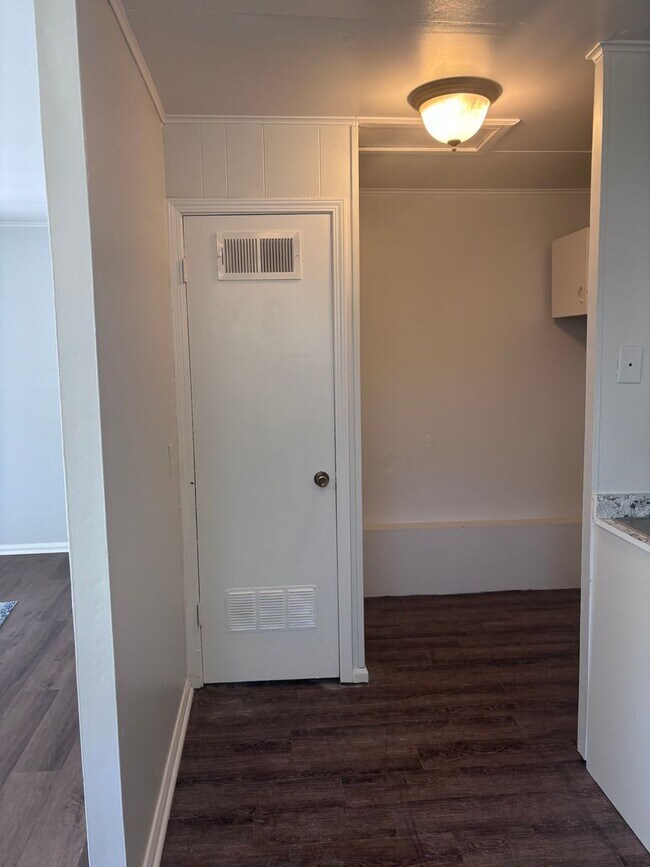 Foto del edificio - Single-family rental