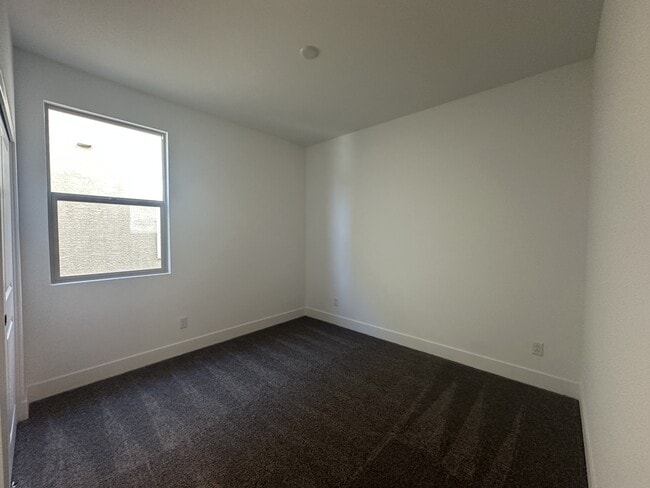 Foto del edificio - 10273 Digby Fine St