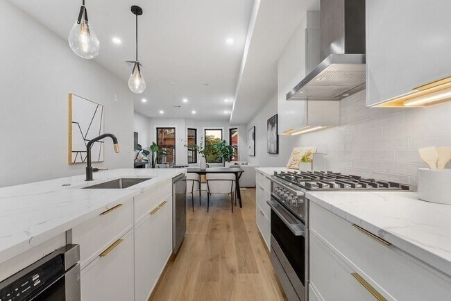 Foto del edificio - 93 Thorndike St