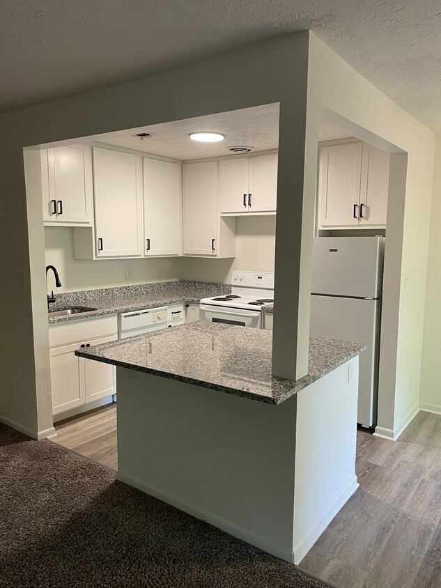 Foto principal - 5468 Beechmont Ave