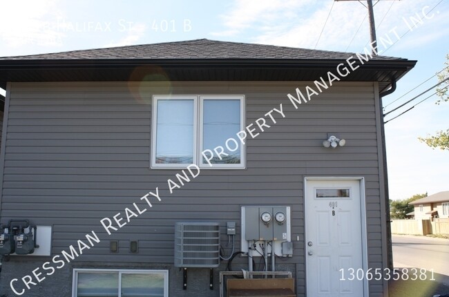 Building Photo - 2 Bedroom Basement Rental