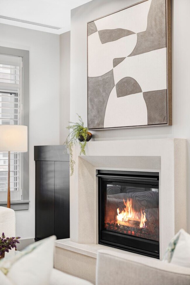 Foto del edificio - LUX 2BD, 2.5BA Brownstone in Cherry Creek ...