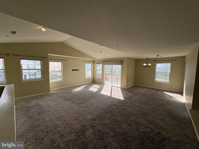 Building Photo - 172 Wrangler Ct