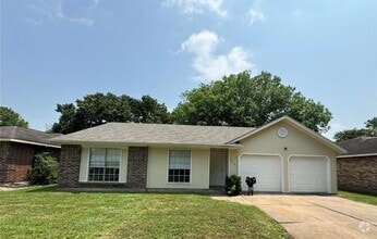 Building Photo - 7115 Tara Blue Ridge Dr