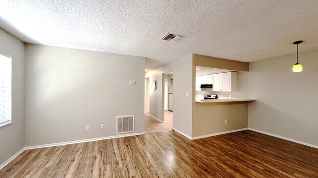 Foto del edificio - 1500 Sophie Blvd