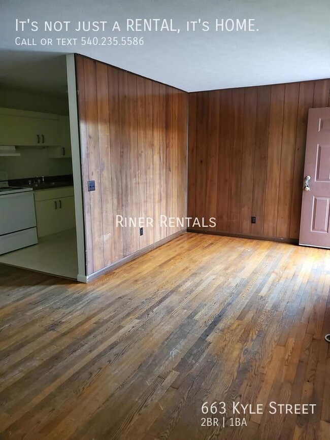 Photo - 663 Kyle St Apartment