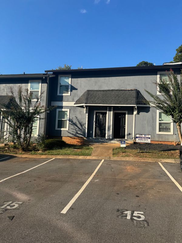 Foto del edificio - 2340 Beaver Ruin Rd