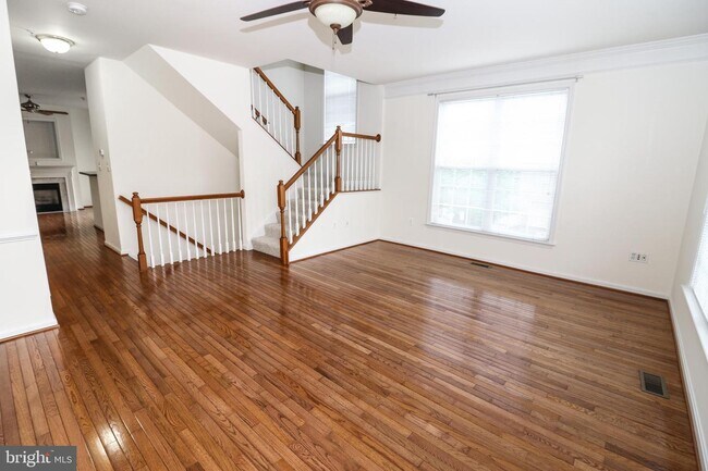 Building Photo - 12180 Abington Hall Pl