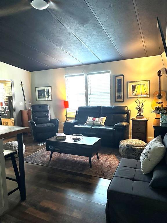 Building Photo - 6456 Presidential Cir