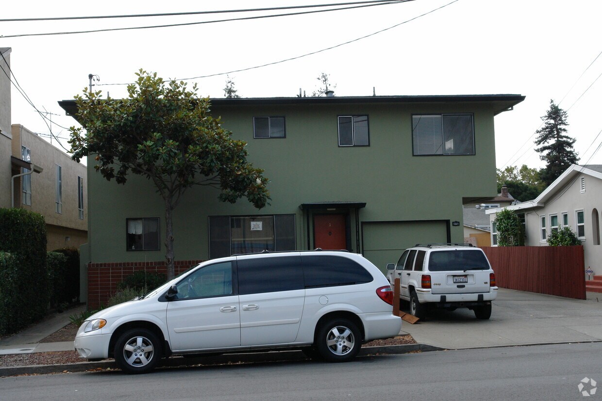 Building Photo - 1221 Floribunda Ave