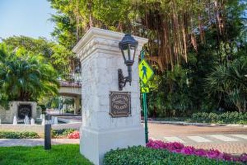 Foto del edificio - 2000 Island Blvd