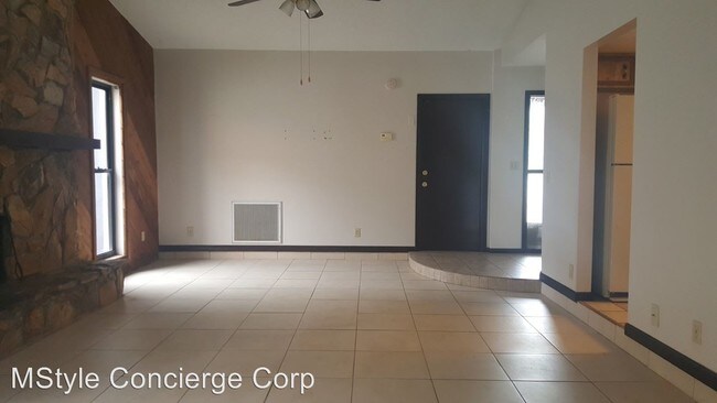 Foto del edificio - 5535 Pentail Cir