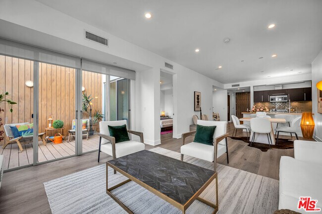 Foto del edificio - 855 Croft Ave